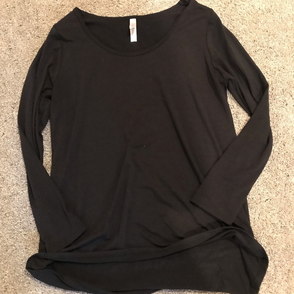 Lularoe solid black lynnea